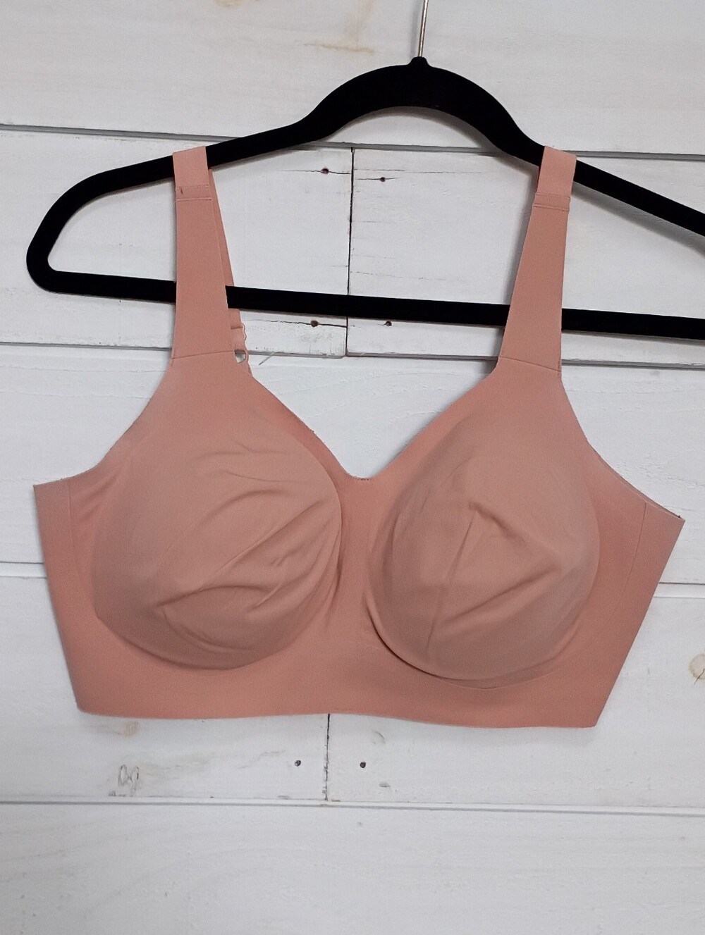 Evelyn & Bobbie The Beyond Bra Seamless Nude Wireless Bra - Smooth Support - Picture 2 of 5